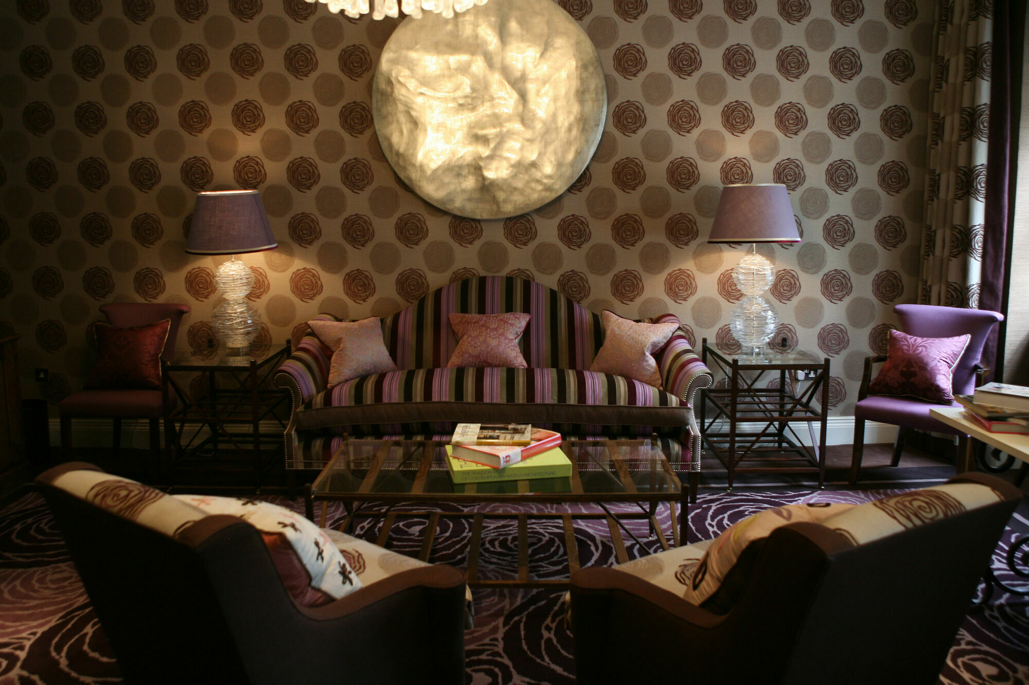 The Roseate Reading Hotell Exteriör bild The living room